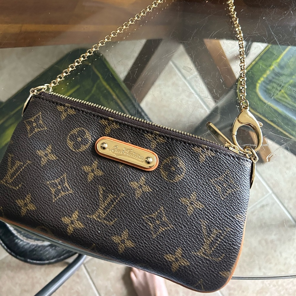 Small LV chain bag